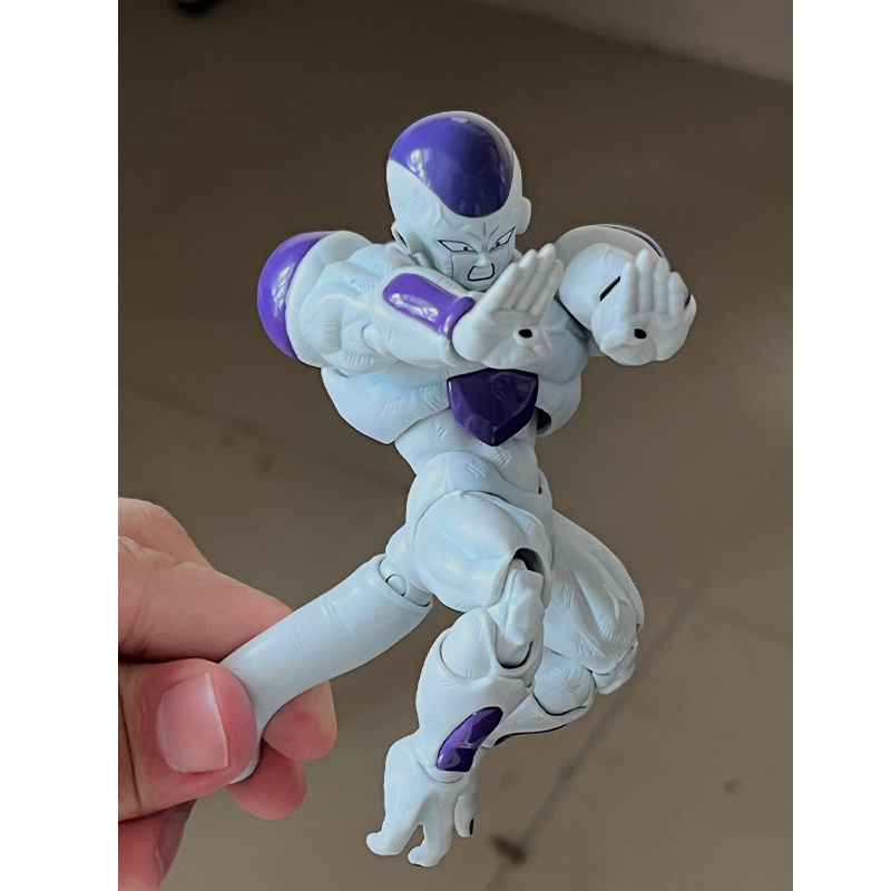 Figurines d'action DB Factory  - Model Kit Frieza avis et prix