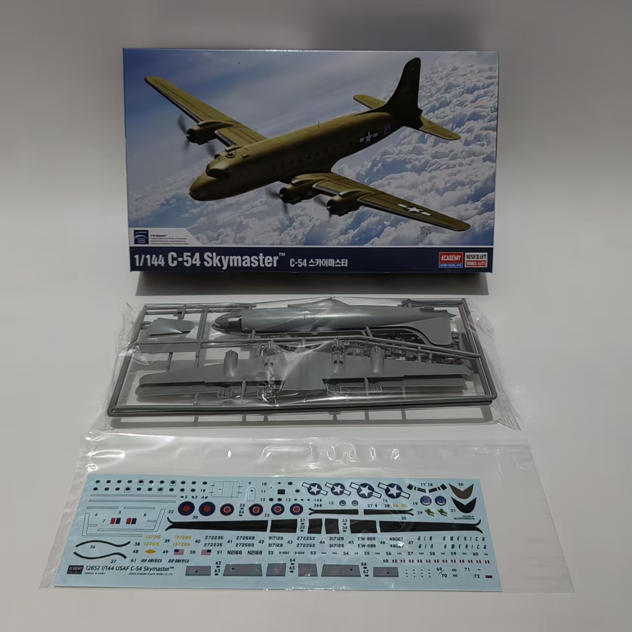 AC12652 ACADEMY 1/144 USAAF C- - Model Kit Academy avis et prix
