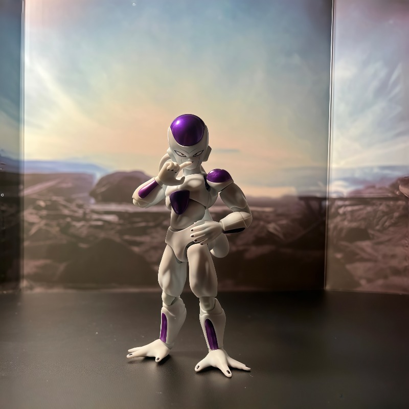 Figurine articulée originale B - Model Kit Frieza avis et prix