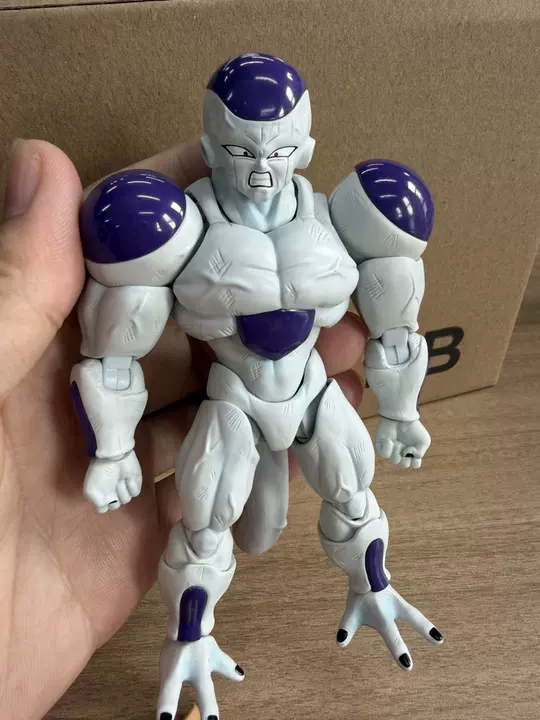 Nouvelles figurines d'action D - Model Kit Frieza avis et prix